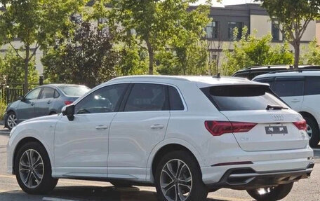 Audi Q3, 2022 год, 1 980 000 рублей, 3 фотография