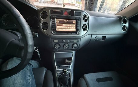 Volkswagen Tiguan I, 2009 год, 1 100 000 рублей, 11 фотография