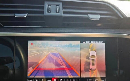 Audi Q3, 2022 год, 1 980 000 рублей, 11 фотография