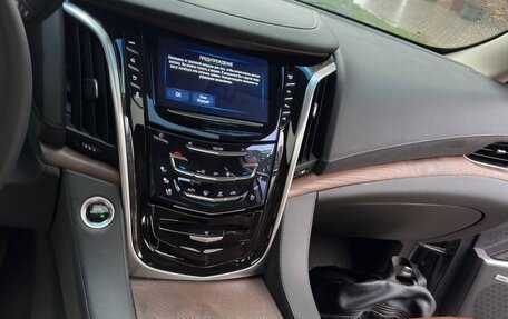 Cadillac Escalade IV, 2019 год, 4 999 000 рублей, 13 фотография