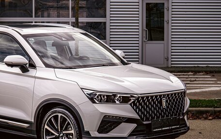 FAW Bestune T77, 2024 год, 2 095 000 рублей, 8 фотография