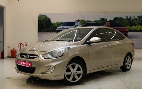 Hyundai Solaris II рестайлинг, 2011 год, 680 000 рублей, 1 фотография
