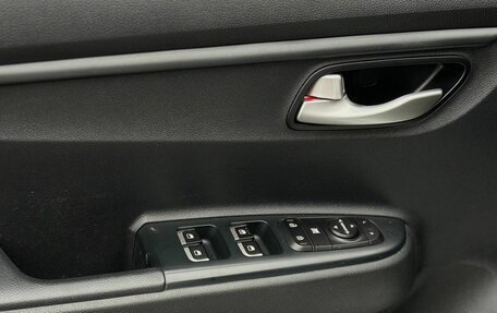 KIA Rio IV, 2020 год, 1 349 000 рублей, 16 фотография