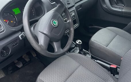 Skoda Fabia II, 2011 год, 550 000 рублей, 4 фотография