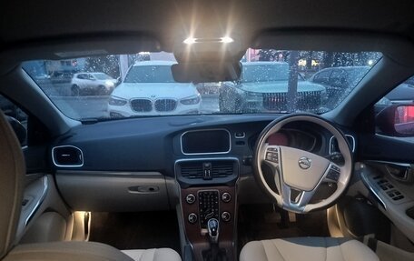 Volvo V40 II рестайлинг, 2017 год, 1 850 000 рублей, 7 фотография