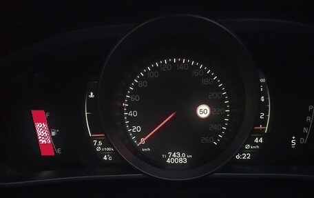 Volvo V40 II рестайлинг, 2017 год, 1 850 000 рублей, 11 фотография