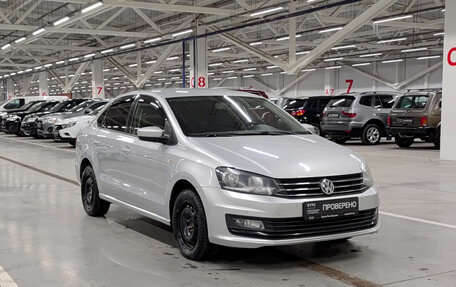 Volkswagen Polo VI (EU Market), 2015 год, 970 000 рублей, 3 фотография