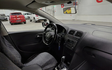 Volkswagen Polo VI (EU Market), 2015 год, 970 000 рублей, 13 фотография