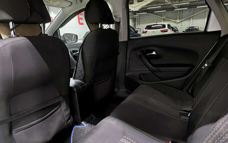 Volkswagen Polo VI (EU Market), 2015 год, 970 000 рублей, 15 фотография