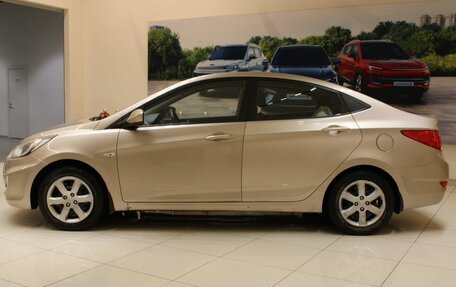 Hyundai Solaris II рестайлинг, 2011 год, 680 000 рублей, 4 фотография