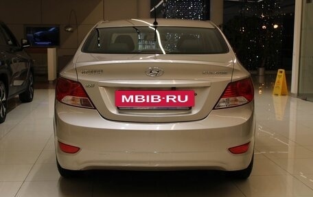 Hyundai Solaris II рестайлинг, 2011 год, 680 000 рублей, 7 фотография