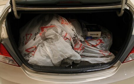 Hyundai Solaris II рестайлинг, 2011 год, 680 000 рублей, 20 фотография