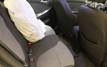 Hyundai Solaris II рестайлинг, 2011 год, 680 000 рублей, 18 фотография