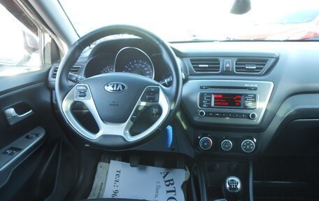 KIA Rio III рестайлинг, 2015 год, 898 000 рублей, 10 фотография