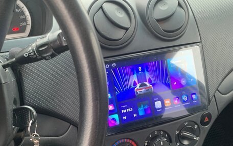 Chevrolet Aveo III, 2010 год, 500 000 рублей, 6 фотография