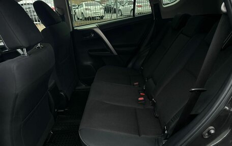 Toyota RAV4, 2016 год, 2 100 000 рублей, 10 фотография