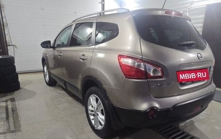 Nissan Qashqai+2 I, 2010 год, 850 000 рублей, 4 фотография