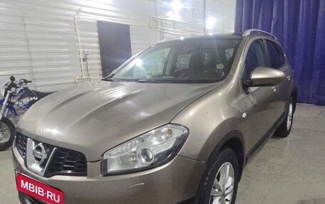 Nissan Qashqai+2 I, 2010 год, 850 000 рублей, 3 фотография