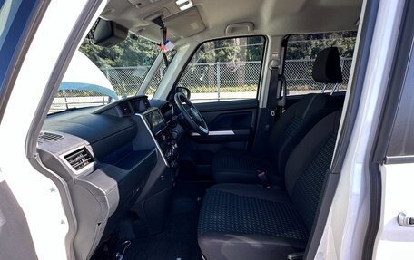 Toyota Roomy I, 2021 год, 1 380 000 рублей, 22 фотография