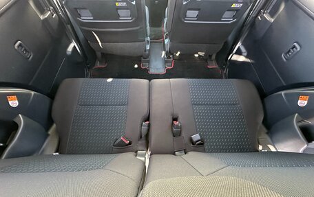 Toyota Roomy I, 2021 год, 1 380 000 рублей, 26 фотография