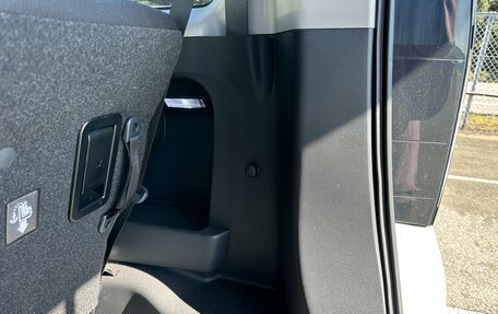 Toyota Roomy I, 2021 год, 1 380 000 рублей, 32 фотография