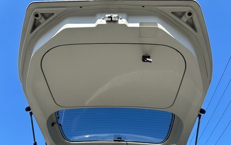 Toyota Roomy I, 2021 год, 1 380 000 рублей, 31 фотография