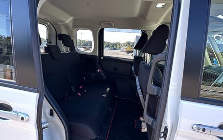 Toyota Roomy I, 2021 год, 1 380 000 рублей, 28 фотография