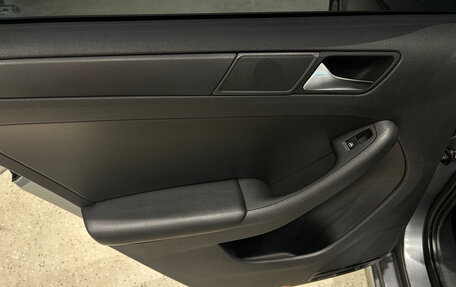 Volkswagen Jetta VI, 2014 год, 999 000 рублей, 14 фотография