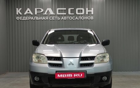 Mitsubishi Outlander III рестайлинг 3, 2004 год, 430 000 рублей, 3 фотография