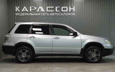 Mitsubishi Outlander III рестайлинг 3, 2004 год, 430 000 рублей, 6 фотография