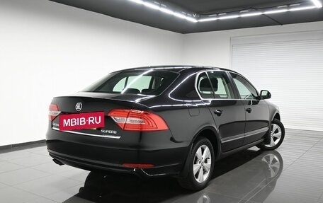 Skoda Superb III рестайлинг, 2014 год, 1 395 000 рублей, 2 фотография