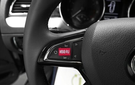 Skoda Superb III рестайлинг, 2014 год, 1 395 000 рублей, 19 фотография