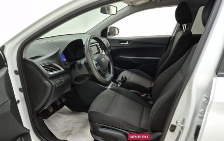 Hyundai Solaris II рестайлинг, 2020 год, 1 390 000 рублей, 9 фотография