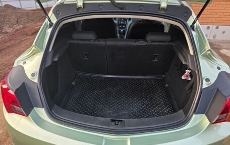 Opel Astra J, 2011 год, 620 000 рублей, 10 фотография