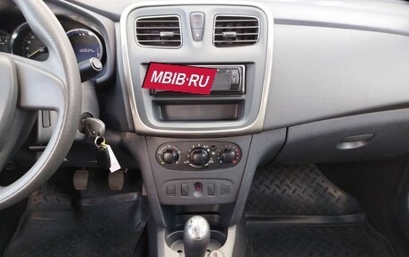 Renault Logan II, 2015 год, 535 000 рублей, 17 фотография