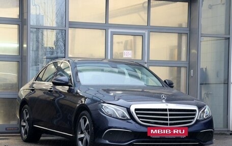 Mercedes-Benz E-Класс, 2020 год, 4 690 000 рублей, 3 фотография