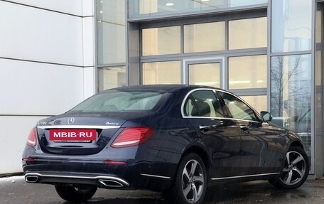 Mercedes-Benz E-Класс, 2020 год, 4 690 000 рублей, 4 фотография