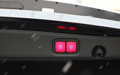 Mercedes-Benz E-Класс, 2020 год, 4 690 000 рублей, 18 фотография