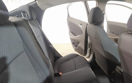 Hyundai Solaris II рестайлинг, 2016 год, 1 139 000 рублей, 19 фотография