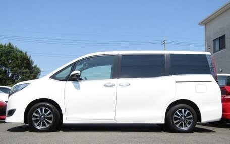 Toyota Esquire I, 2020 год, 2 000 121 рублей, 12 фотография