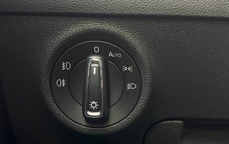 Skoda Karoq I, 2020 год, 2 295 000 рублей, 16 фотография