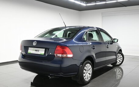 Volkswagen Polo VI (EU Market), 2011 год, 745 000 рублей, 2 фотография