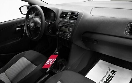 Volkswagen Polo VI (EU Market), 2011 год, 745 000 рублей, 14 фотография