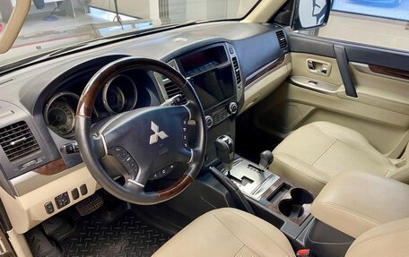 Mitsubishi Pajero IV, 2017 год, 3 249 900 рублей, 8 фотография