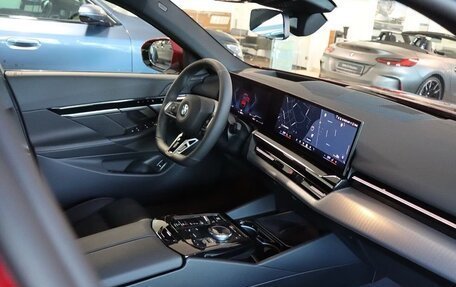 BMW 5 серия, 2025 год, 12 500 000 рублей, 6 фотография