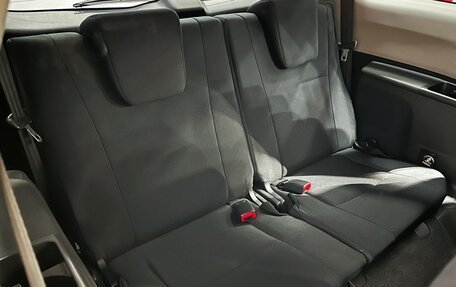 Toyota Wish II, 2010 год, 1 367 000 рублей, 11 фотография