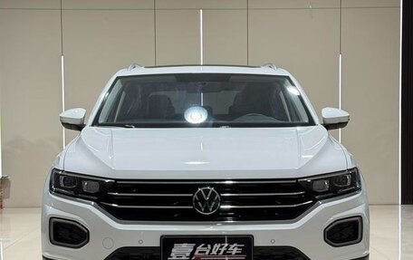 Volkswagen T-Roc I, 2022 год, 1 510 500 рублей, 2 фотография