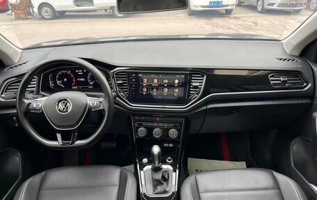 Volkswagen T-Roc I, 2022 год, 1 470 500 рублей, 6 фотография