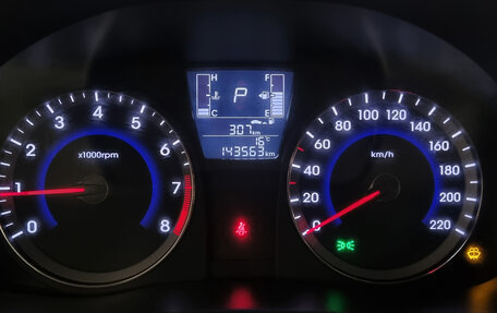 Hyundai Solaris II рестайлинг, 2016 год, 1 040 000 рублей, 7 фотография