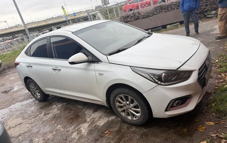 Hyundai Solaris II рестайлинг, 2018 год, 515 000 рублей, 1 фотография